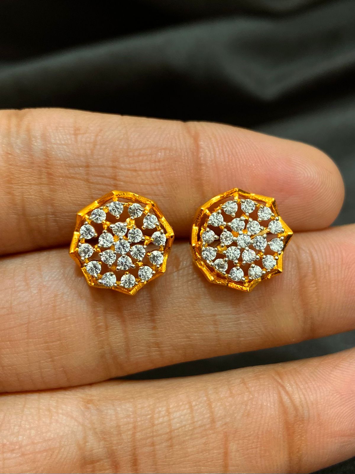 Royal Octa Sparkle Stud Earings